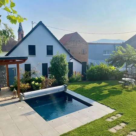 Дом отдыха Chez L En Alsace - Maison Avec Jardin Et Piscine Proche D'obernai
